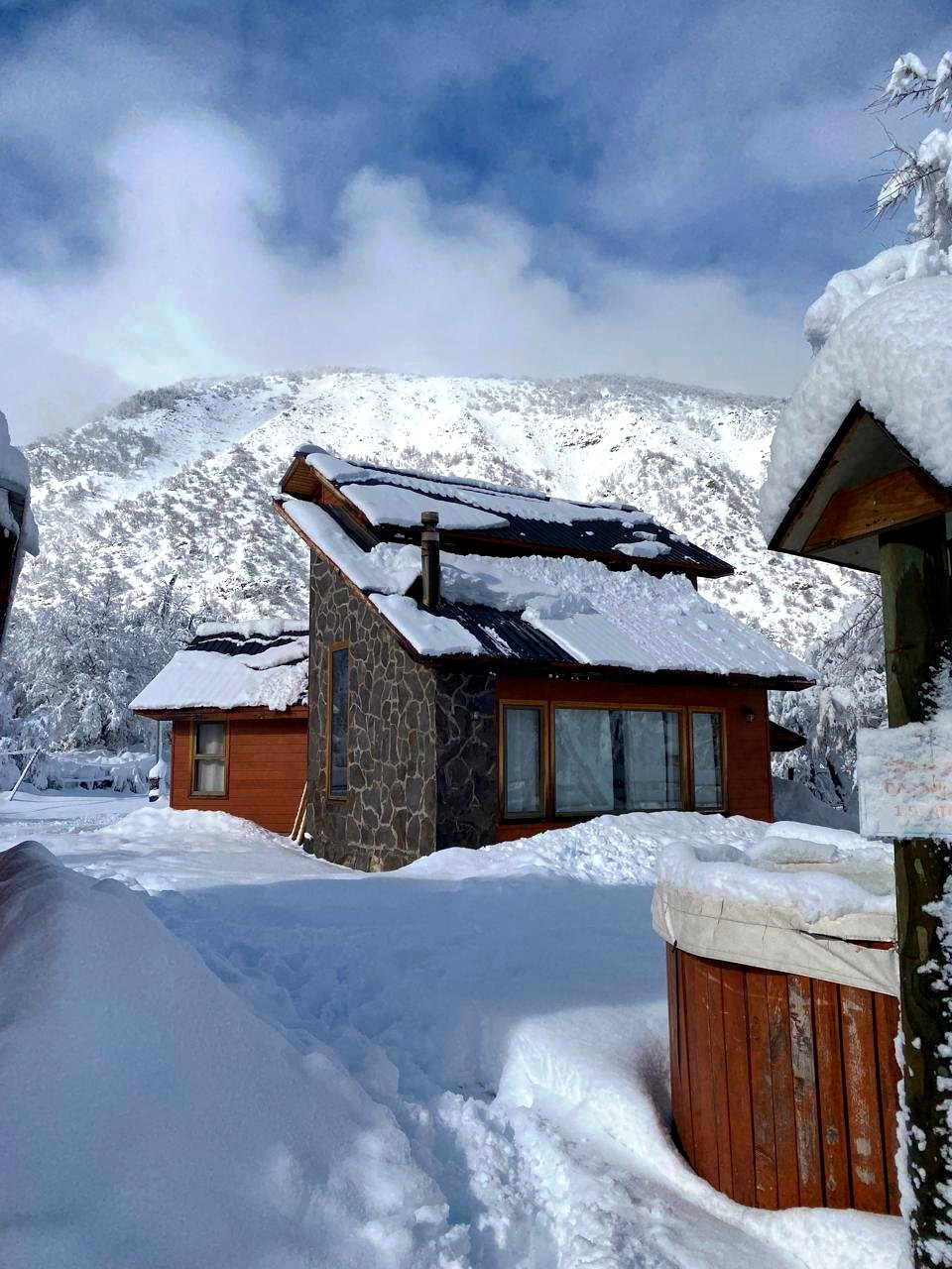 Cabaña Alto Cordillera en invierno